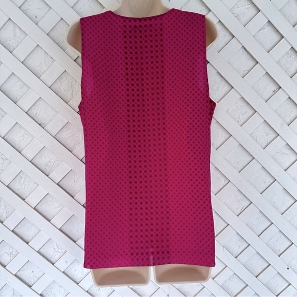 Cabi Sleeveless Top Daisy Print Draped Neckline Purple size Medium - Picture 3 of 7